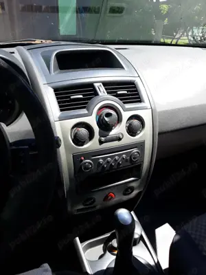 Vanzare Renault Megane 2 - imagine 2 Vanzare Renault Megane 2 - imagine 2