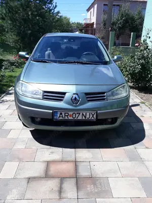 Vanzare Renault Megane 2 - imagine 8 Vanzare Renault Megane 2 - imagine 8