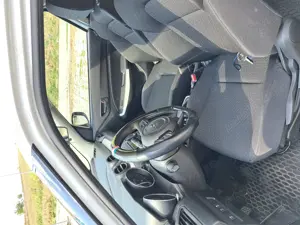 Vînd Suzuki Swift Hibrid - imagine 2