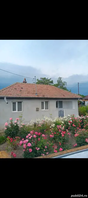 Vând sau schimb casă 