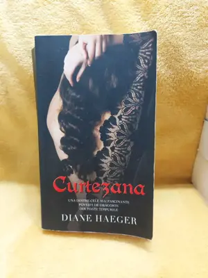 Cartea Curtezana by Diane Haeger