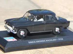 Macheta Simca Aronde P60 Bacalan 1958 1:43 cu ambalaj