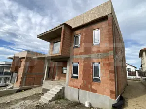 Casă individuală in ansamblu privat, 120 mp utili, zona Aerodrom Dezmir