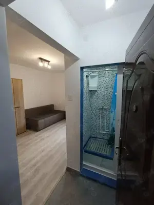 garsoniera 1 decembrie-metrou la scara blocului-th pallady