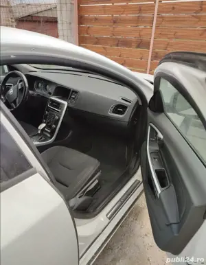 Volvo v60  - imagine 5