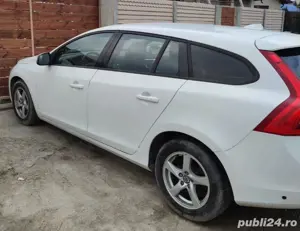 Volvo v60  - imagine 2