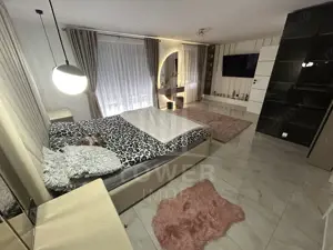 Casă de vânzare în Mediaș | Piscină | Panouri Fotovoltaice - imagine 11