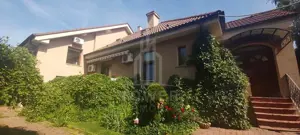 Casă individuală de vânzare 1.000 mp teren | Zonă Centrală - imagine 2