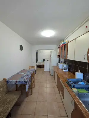 Apartament de 2 camere decomandat, zona Eroilor - imagine 3