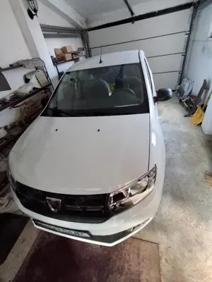 Vand Dacia  L ogan ,100cm  , la 21 500 km parcursi , an fabricati 2020 , pret 9000 euro