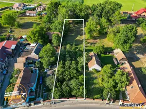 FILM! Peste 1.500mp teren intravilan, zona de case, acces facil, Arcus, Covasna