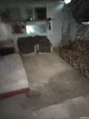 Închiriez garaj dublu pe Aurel Vlaicu  cu groapă cu întrare de pe str. Dâmboviței 