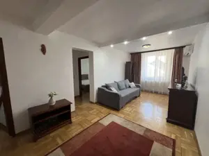 Apartament 3 camere, Miron Costin