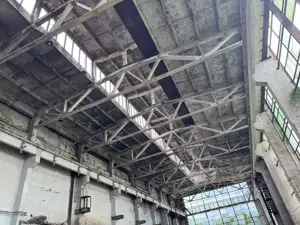 Vând hala in Câmpia Turzii