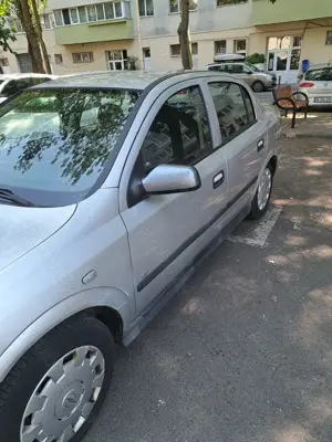 Opel Astra G Sedan 1.6  model Z16XEP 76Kw , 2006 ( pentru rabla sau piese) - imagine 6