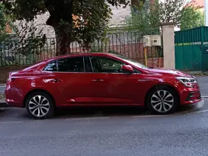 Vând autoturism Renault Megane, an fabricație 2022, culoare Roșu - imagine 7