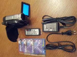 SONY camera video foto - DCR - DVD 310 E inreg direct pe mini DVD-R RW