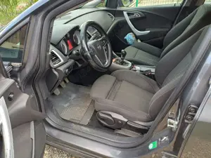 Opel astra j 2012..motor 1.7.....110hp - imagine 5