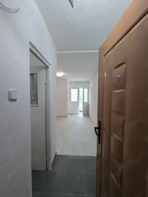 Vând garsoniera in Targoviște, str. Laminorului. - imagine 2