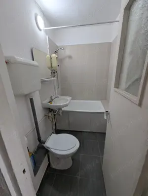 Vând garsoniera in Targoviște, str. Laminorului. - imagine 3