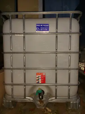 vand bazin nou IBC 1000 L