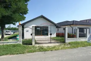 Casă cu 3 camere, de vânzare, în Tăuții Măgherăuș