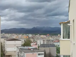 Proprietar, ofer spre inchiriere apartament cu 2 camere complet mobilat si utilat - imagine 7