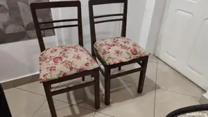 Vand scaune din lemn 