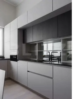  Apartament 2 camere, decomandat + balcon 5 mp , Tractorul  - imagine 2