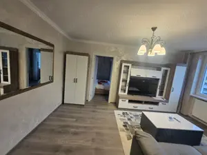 Vand apartament 3 camere ultracentral - imagine 2