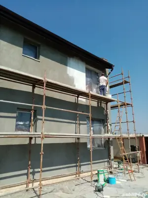 Executam fatade. - imagine 3