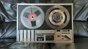 Vand piese schimb pentru magnetofon GRUNDIG TK-545.