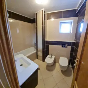 Vand apartament 3 camere spatios - imagine 6