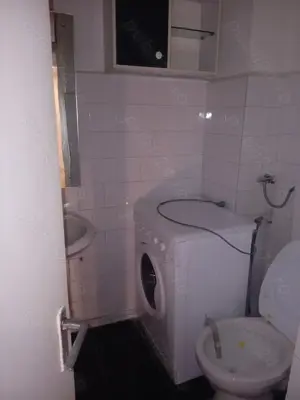 Girocului - Spital Judetean 4 camere etaj 2 - imagine 8