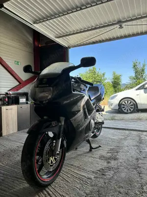 Honda CBR  600F - imagine 5 Honda CBR  600F - imagine 5