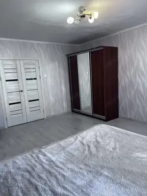 oferim spre închiriere o garsonieră modernă, situată în zona Floreasca