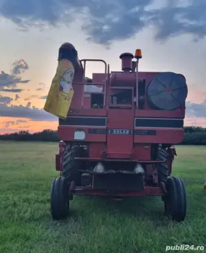 Vând combină CASE 1640 - imagine 5