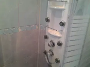 Proprietar, inchiriez apartament 4 camere , confort 1 decomandat 100mp.2 bai ,3 balcoane in Soarelui - imagine 9