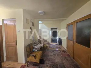 Casa de vanzare 7 camere 260mp curte 113mp zona Trei Stejari Sibiu - imagine 6 Casa de vanzare 7 camere 260mp curte 113mp zona Trei Stejari Sibiu - imagine 6