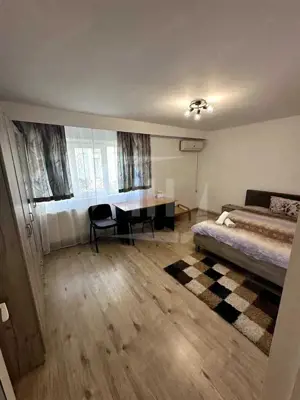 Apartament 2 camere, decomandat, Zorilor