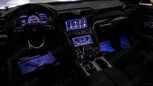 Lamborghini URUS Standard - imagine 13