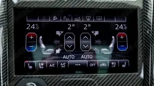 Lamborghini URUS Standard - imagine 18