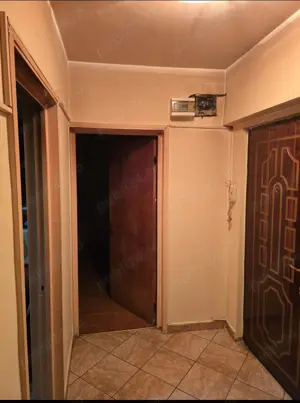 Apartament 3 camere, 2 balcoane termopan, zona Tei, etaj 5 10