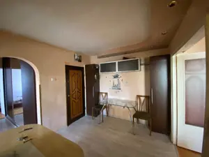 Apartament 3 camere, zona buna, spre inchiriere - imagine 9