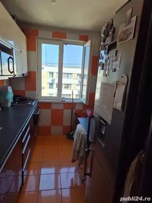 De vanzare apartament 3 camere, Colentina - imagine 4