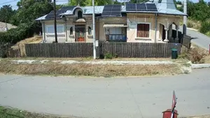 casa de locuit, in stare buna, mobilata