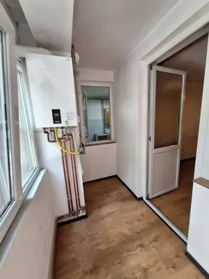  De vânzare   Apartament 2 camere decomandat, Etaj 1, Bloc de cărămidă   Circumvalațiunii - imagine 6