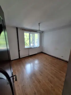  De vânzare   Apartament 2 camere decomandat, Etaj 1, Bloc de cărămidă   Circumvalațiunii - imagine 10