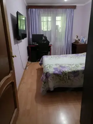 Apartament cu 1 camera zona Piata 700 - imagine 2