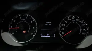 Dacia Duster TCe 90 2WD Comfort - imagine 18